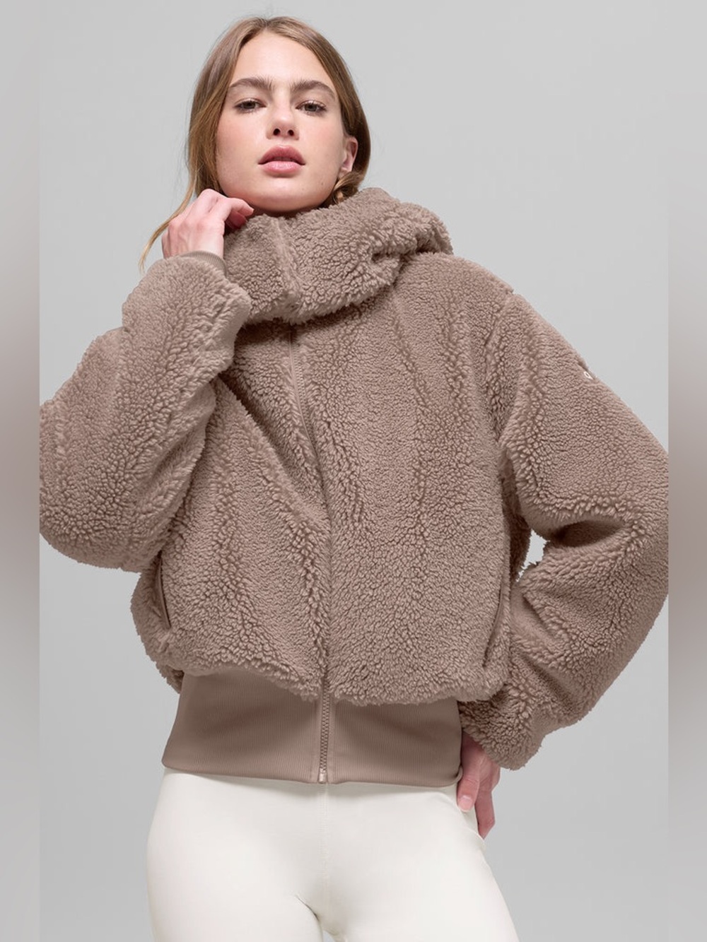 Alo Foxy Sherpa Jacket Chai Latte XS